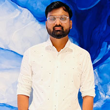  Yogesh Shinde ,  Founder & CEO