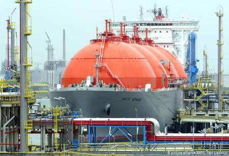 HPCL acquires Shapoorji to set up 5 million tonnes of LNG