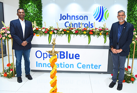 (L-R) Sivakumar Selva Ganapathy, VP, OpenBlue India Software Engineering & APAC Solutions, Johnson Controls India and Vijay Sankaran, Chief Technology Officer, Johnson Controls